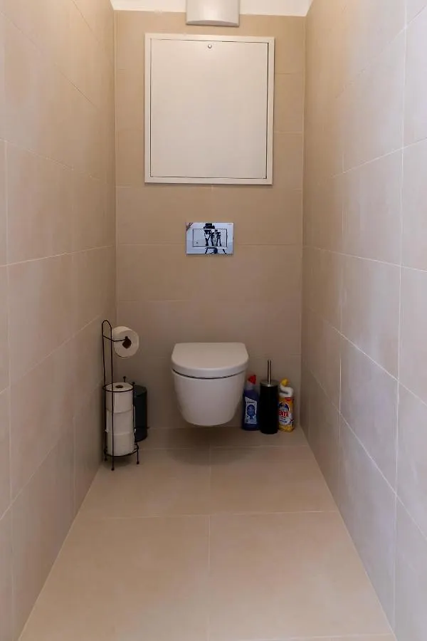 Apartment Maureen Lovely 2 Bedroom Unit With Community Pool Vienna