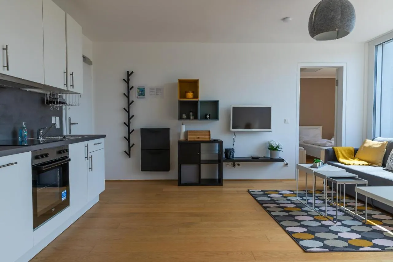 Maureen Lovely 2 Bedroom Unit With Community Pool Vienna 0*,