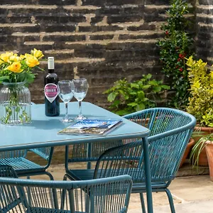 https://craven-vue-skipton.yorkshirehotels.net