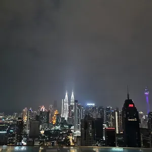 https://regalia-skypool-969.kualalumpurs-hotels.com